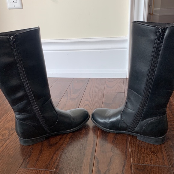 Girls Michael Kors boots (size 13) - Picture 3 of 7